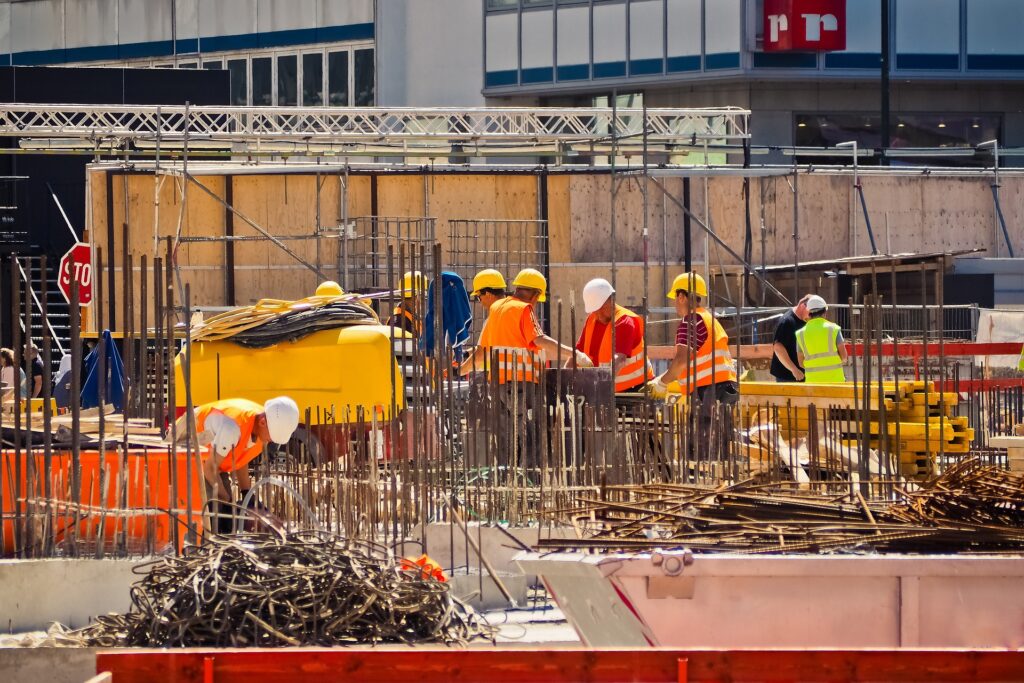 Amanda Lennon outlines the legal issues around transferring construction staff